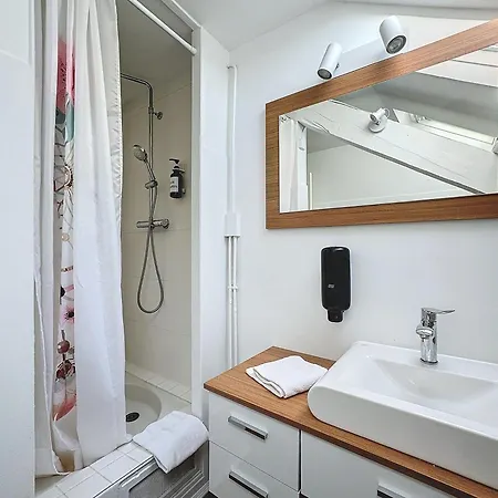 Apartment Le Salignat Climatise, Centre, Proche Thermes *